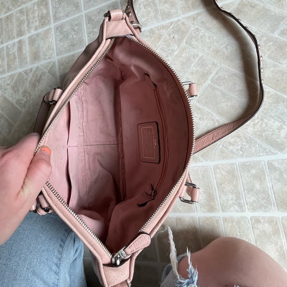 Coach Pink Shoulder Bag - Picture 4 of 6